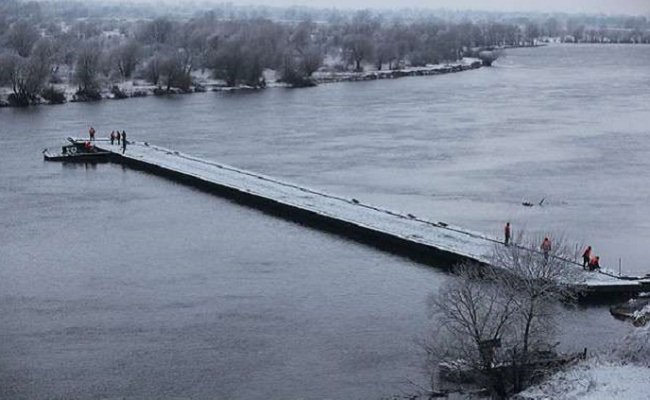 Понтонный мост через Припять будет восстановлен после нормализации погодных условий