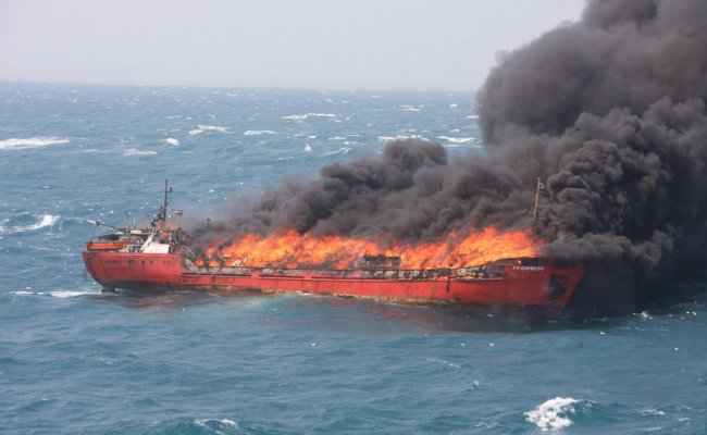 Лукашенко о крушении иранского танкера: Мы с болью восприняли трагическое сообщение о гибели членов экипажа