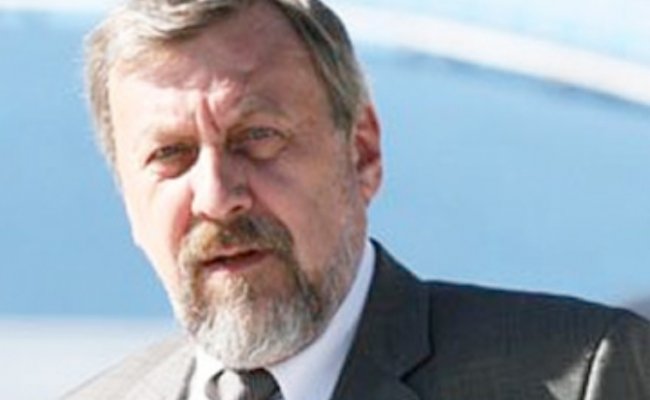 Санников увидел в запрете «Хартии» попытку «расчистить путь российской пропаганде»