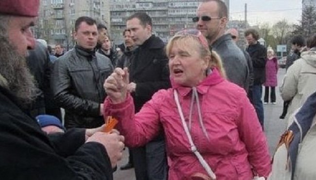 Ударившая молотком карателя в Днепре покончила с собой в СИЗО