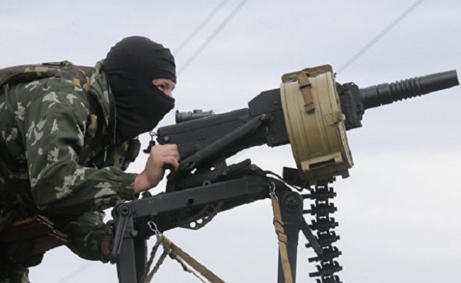 В ДНР здание минобороны обстреляли из гранатомета