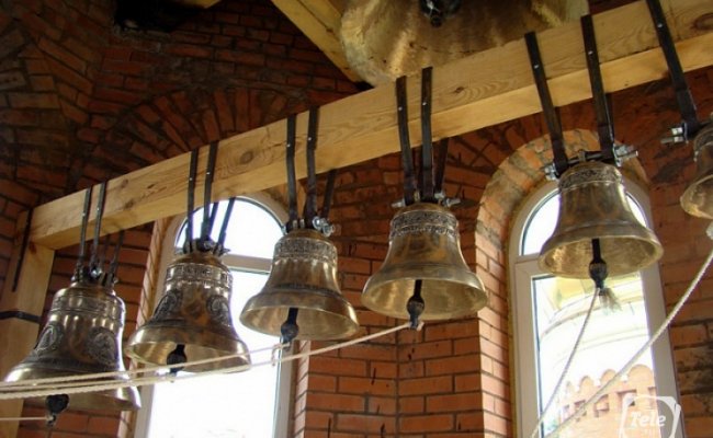 Настоятель костела в Минске заложил квартиру, чтобы купить колокола