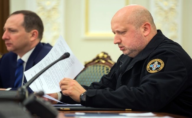 Турчинов рассказал об «угрозах» Нарышкина