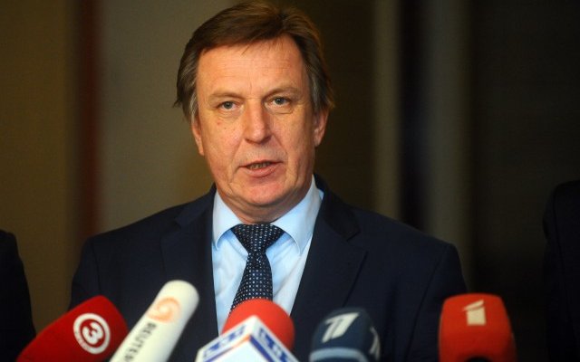 Премьер-министр Латвии: Задержанный глава центрального банка должен уйти в отставку
