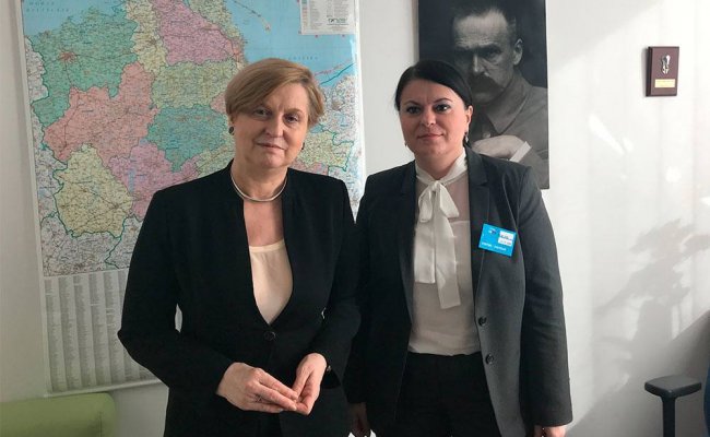 Радина призвала депутатов Европарламента ввести санкции против министров