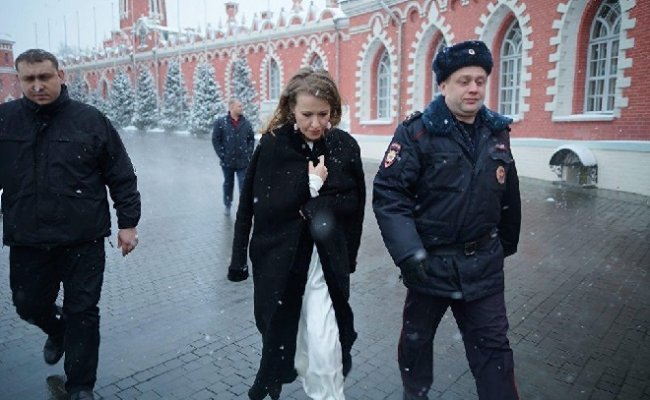 На Собчак напали в отместку «за Жириновского»