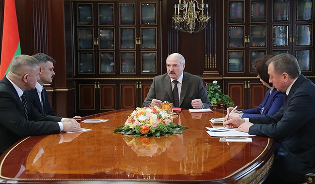 Лукашенко: Узбекистан для нас приоритетная страна