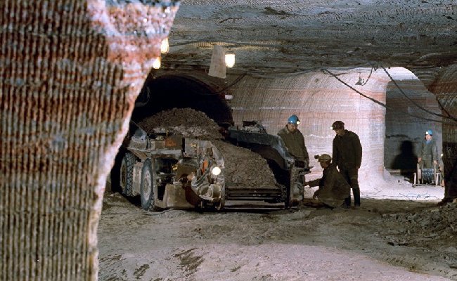 В шахте «Беларуськалия» произошло обрушение - под завалами есть люди