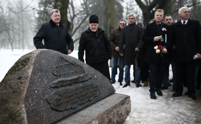 В Минске установили памятный знак в честь братьев Луцкевичей