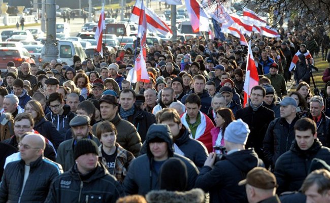 В Гродно власти разрешили оппозиции праздновать 100-летие БНР с БЧБ-флагами