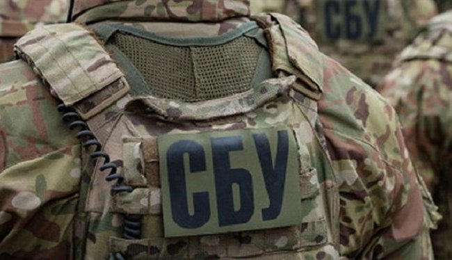 СБУ подбрасывает политологам взрывчатку