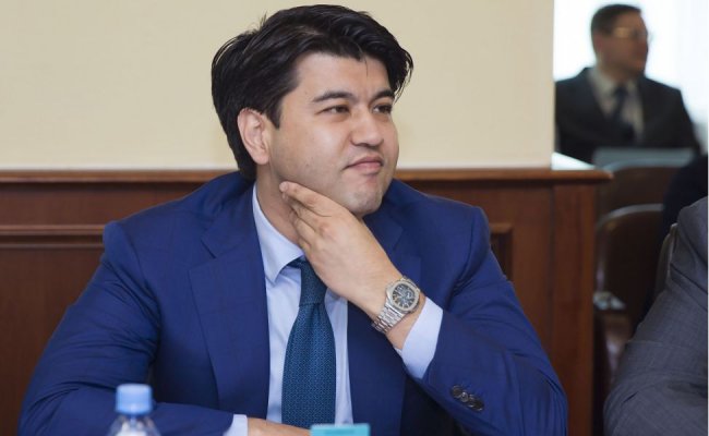 Экс-министра Казахстана приговорили к 10 годам тюрьмы
