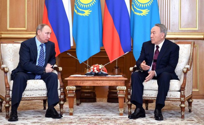 Страны Центральной Азии хотят победы  Путина на выборах - Назарбаев