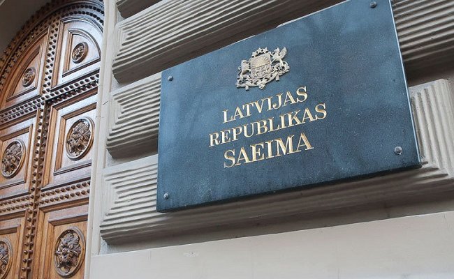Сейм Латвии одобрил переход школ нацменьшинств на латышский язык