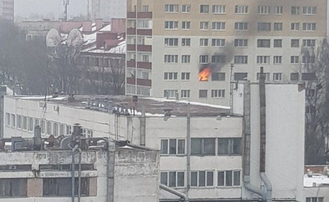 В Минске произошел пожар многоэтажного дома