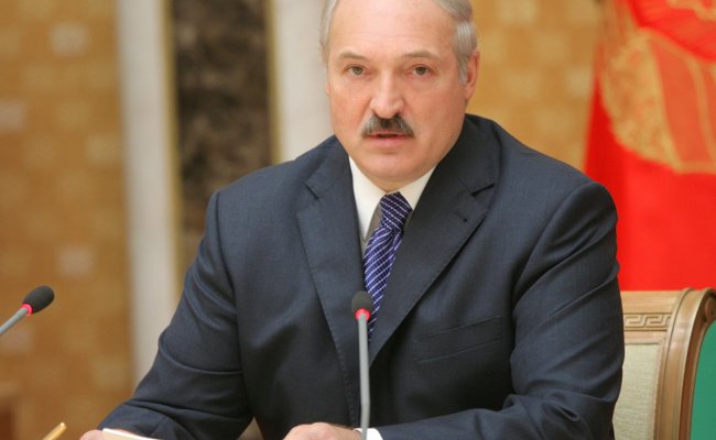 Лукашенко пригрозил диктатурой технологий в сельском хоязйстве