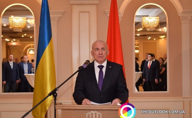 Сокол: Беларусь работает над вопросом доставки гуманитарного конвоя в Украину