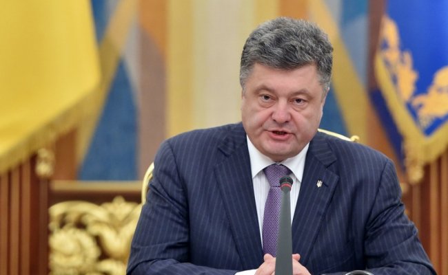 Украинский парламент поддержал обращение Порошенко о создании автокефальной поместной церкви