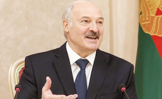 Лукашенко потребовал держать инфляцию на уровне не выше 6%