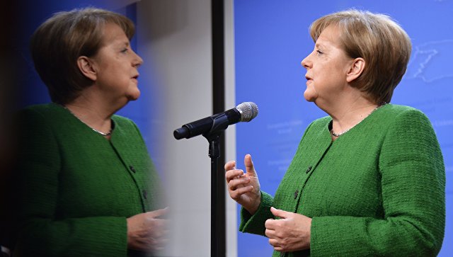 «Альтернатива для Германии» подала в суд на Меркель