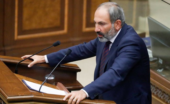 Лидер армянской оппозиции заявил об угрозе «контрреволюции»