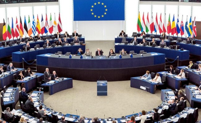 В Европарламенте осудили политрепрессии Украины против оппозиции