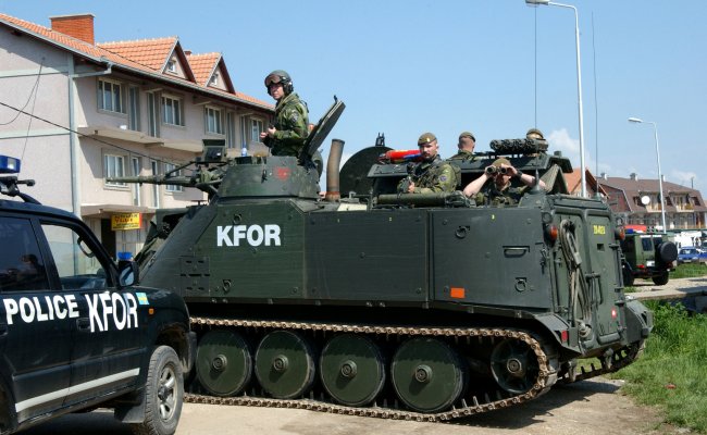 В НАТО не намерены сокращать свою миссию KFOR  в «Косово»
