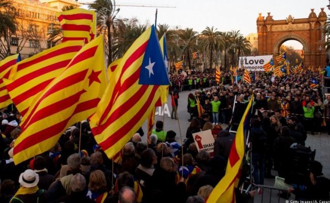 Испания отказалась утверждать правительство Каталонии