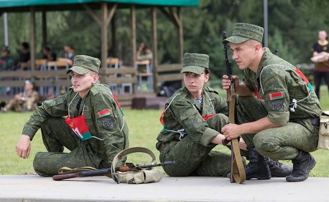 На Витебщине соревнуются военнослужащие Беларуси и России