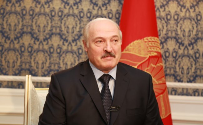 Лукашенко направил приветствие участникам 43-го съезда БРСМ