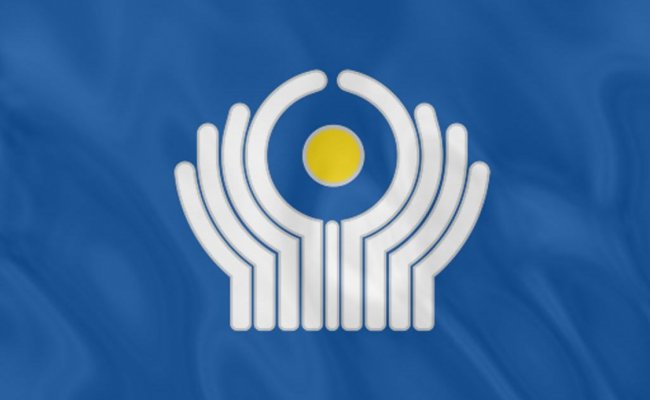 Киев отозвал 2 дипломатов из органов СНГ