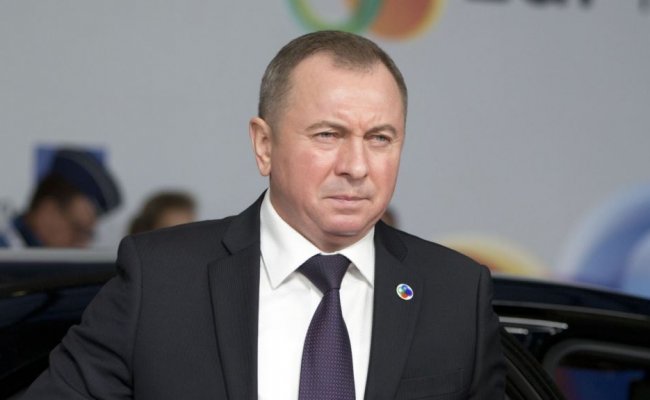 Беларусь не открещивается от возможности размещения военной базы РФ на своей территории - Макей