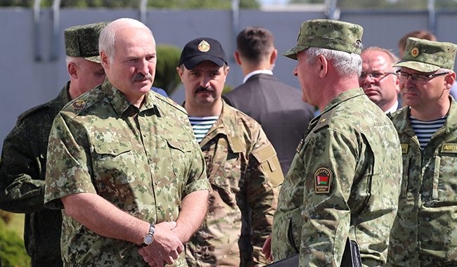 Лукашенко призвал Москву определиться с форматом присутствия пограничников на совместной границе