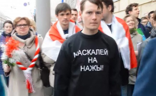 Евгений Саржин: Пожимать руку свядомым бессмысленно, ибо они протягивают кулак