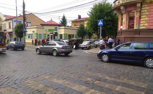 У здания СБУ в Черновцах прогремел взрыв