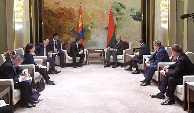 Лукашенко выразил готовность Беларуси создавать высокопроизводительные предприятия в Монголии