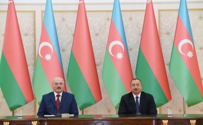 Лукашенко убежден в дальнейшем динамичном развитии отношений Беларуси и Азербайджана
