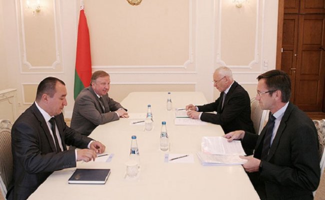 Кобяков и Рапота обсудили вопросы подготовки заседаний Совета министров и Высшего госсовета СГ