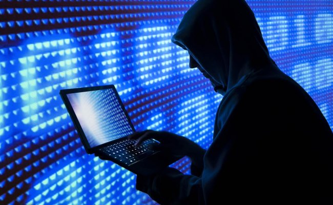 Хакеры взломали страницу СК в Facebook и вновь вспомнили про Россию