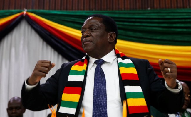 В Зимбабве совершено покушение на президента страны, пострадали 8 человек