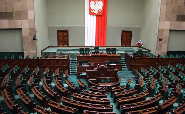 В Польше отменили статьи из «антибандеровского закона»