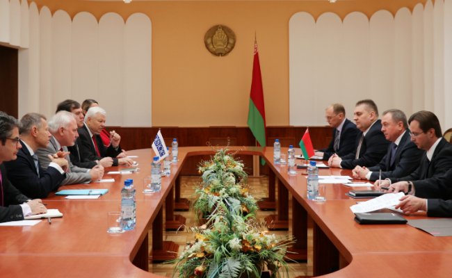 Макей обсудил с сопредседателями Минской группы ОБСЕ вклад Беларуси в урегулирование нагорно-карабахского конфликта