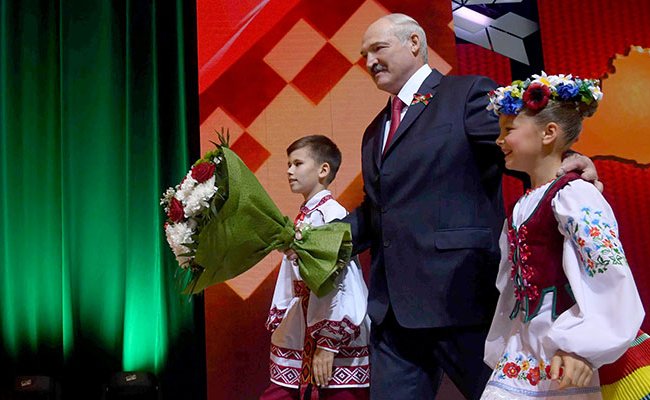 Лукашенко: Беларусь за четверть века коренным образом изменила свое положение в мире
