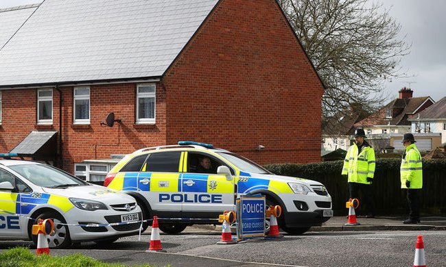 The Sun: британская полиция подозревает двух человек в покушении на Скрипалей
