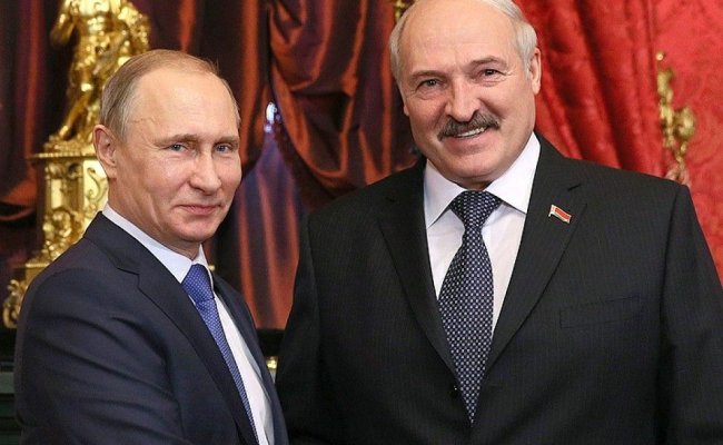 Путин поздравил Лукашенко и напомнил о «братской дружбе»