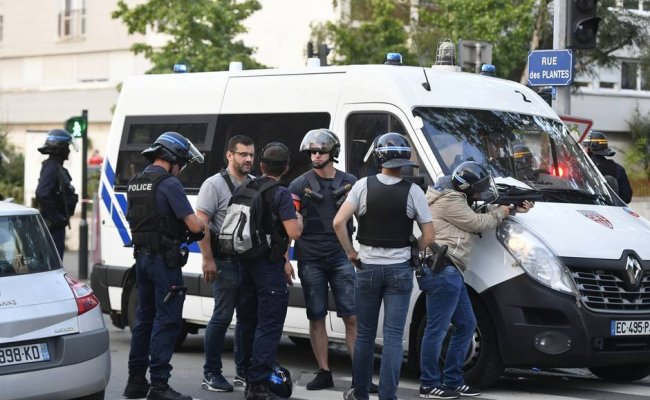Во Франции начались массовые беспорядки из-за гибели юноши от пули полицейского