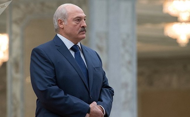 Лукашенко выразил соболезнования в связи со смертью Дементея