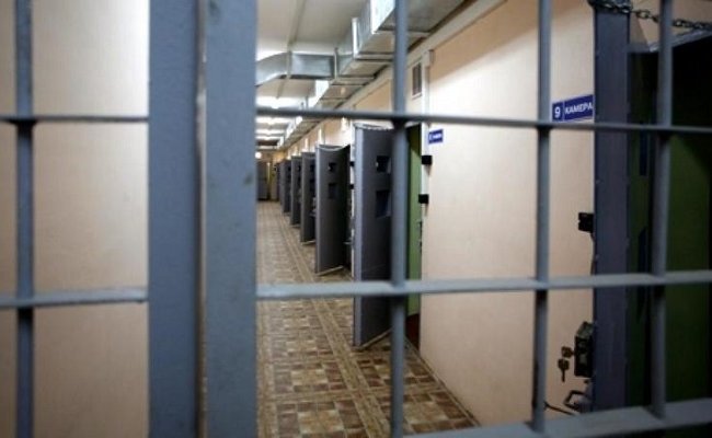В России сотрудников колонии отстранили от работы из-за видео с избиением заключенного