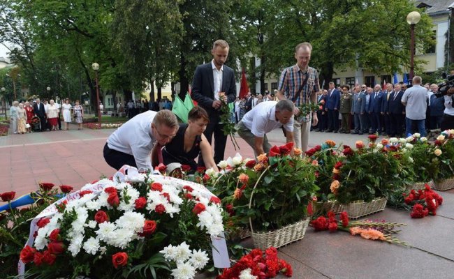 Брест торжественно отмечает  999-летие основания и годовщину освобождения города от фашистов