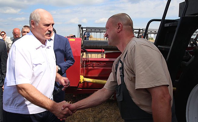 Лукашенко решил диверсифицировать экспорт продовольствия, чтобы не зависеть от рынка РФ